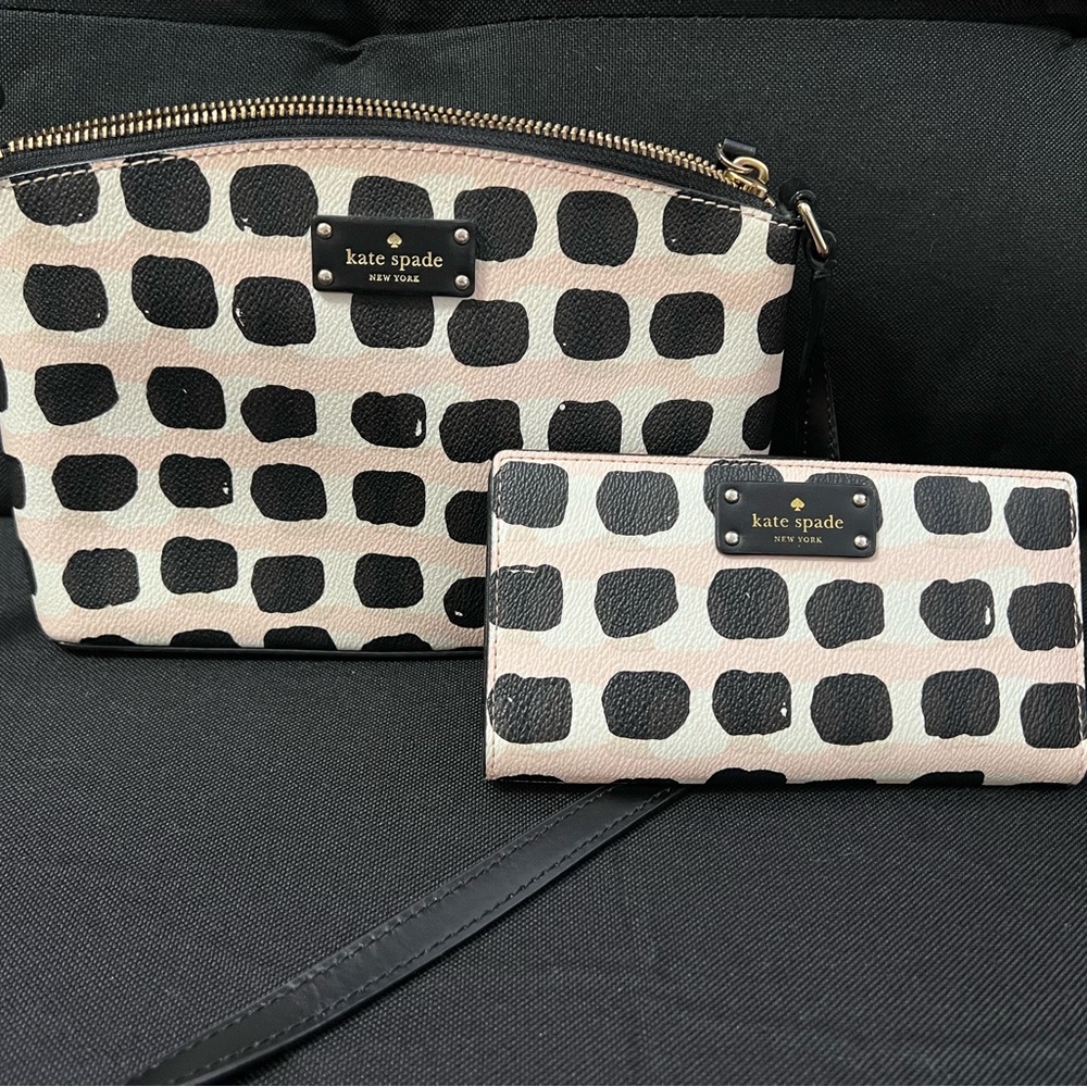 Kate Spade Black and White Women's Bag Set